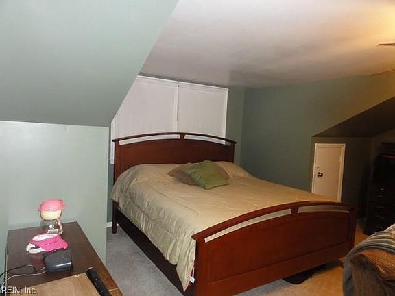 5th image of 128 Lakeview Dr