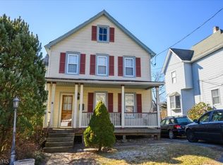 7 Foster St, Newton, NJ 07860