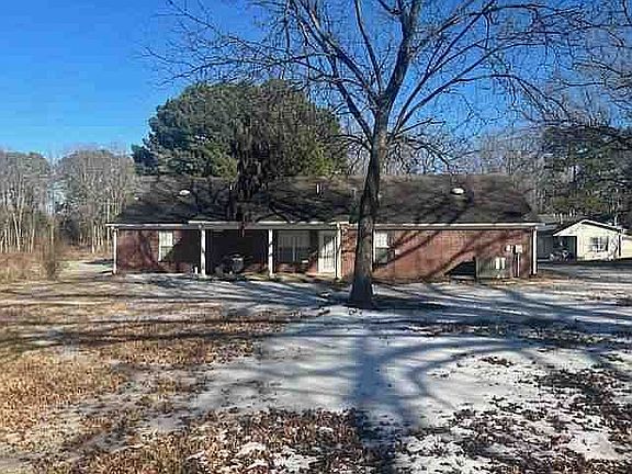 2nd image of 5083 Robertson Gin Rd