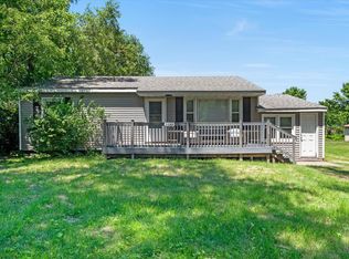 3229 66th Ave, Moline, IL 61265