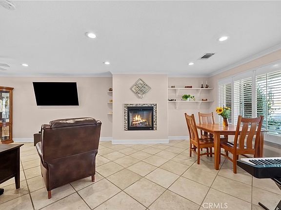 3rd image of 26830 Avenue Of The Oaks Unit C