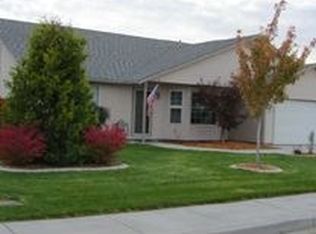 1017 W 37th Pl, Kennewick, WA 99337