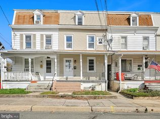 25 E Summit St, Mohnton, PA 19540