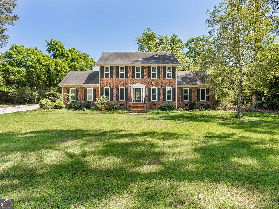 1st image of 4804 Brittany Dr