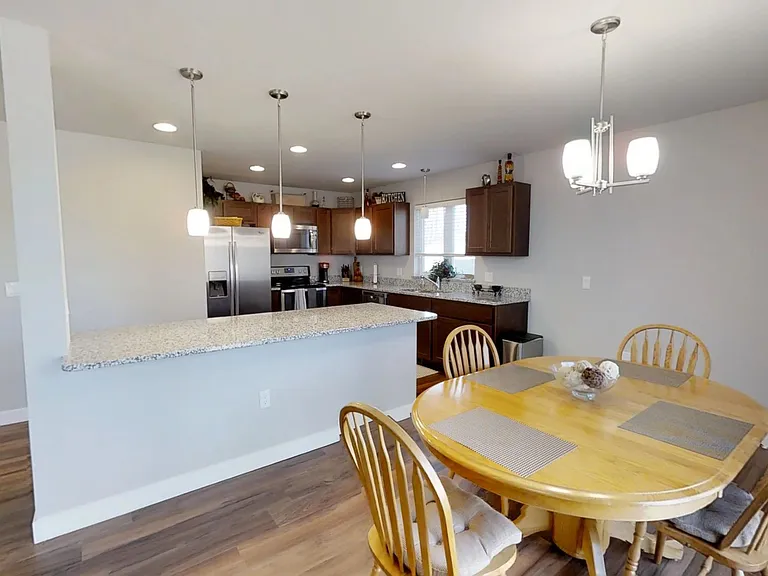 5401-5430 Preston Pl — Photo 5