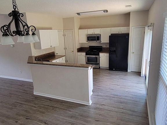 4th image of 11210 Wittenridge Dr