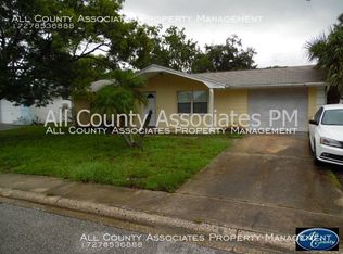 7550 Holly Lake Ln, New Pt Richey, FL 34653