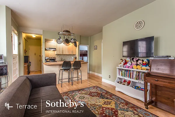 Sold by Terrace Sotheby's International Realty | media 25