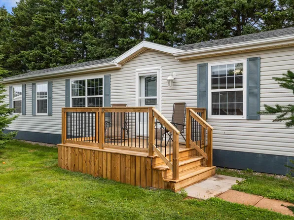 26 Cray Ave, Summerside, PE C1N 6R5