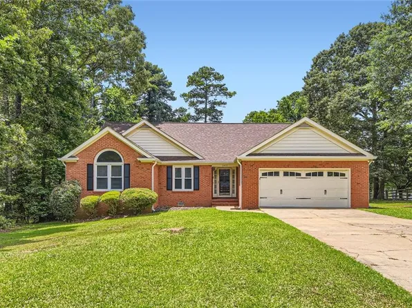 11473 Summer Creek Dr, Hampton, GA 30228