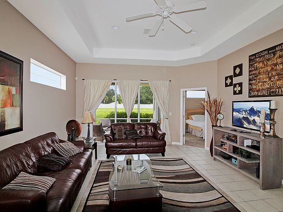 3rd image of 20959 Isola Bella Cir #31