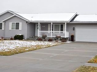 3206 N Webb Rd, Grand Island, NE 68803