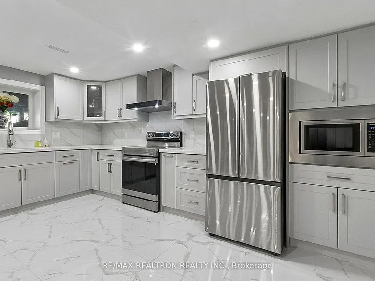 152 Rouge Bank Dr #BASEMENT — Photo 2
