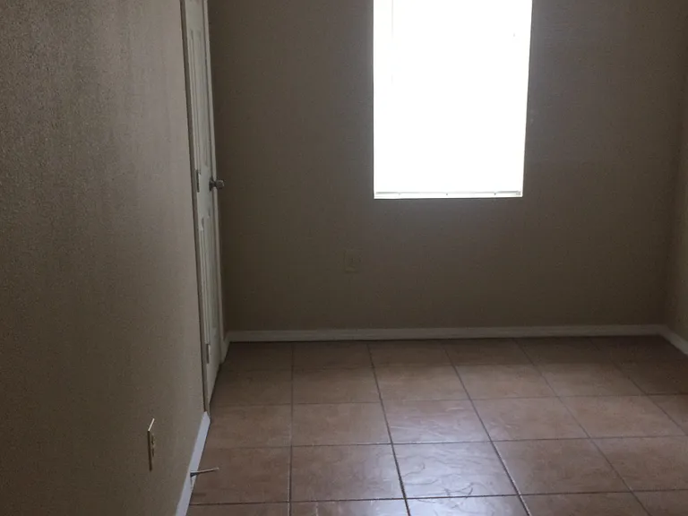 4003 Walnut St — Photo 7