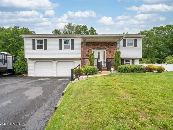 20 Sugarbush Road, Howell, NJ 07731