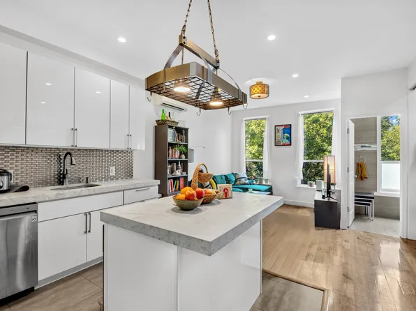 936a Lafayette Avenue image 1 of 15