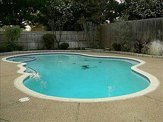 4th image of 1305 Brookshire Dr