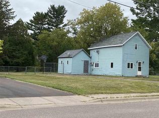 417 2nd St, Carlton, MN 55718