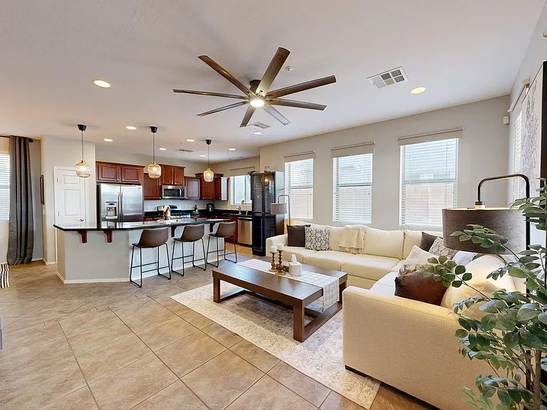 3272 E Meadowview Dr — Photo 17