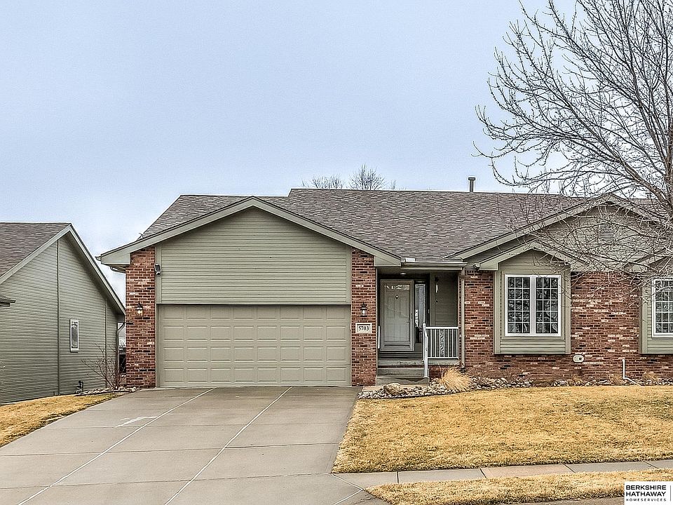 1st image of 5703 N 167th Avenue Cir