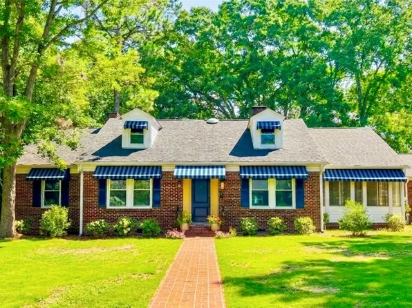 715 N 10th St, Opelika, AL 36801
