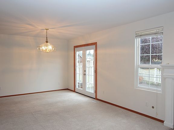 3rd image of 15485 Esther Ave SE