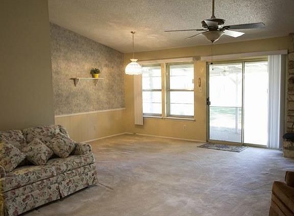 3rd image of 414 Buckboard Blvd
