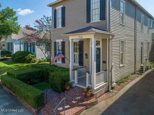 706 State St, Natchez, MS 39120