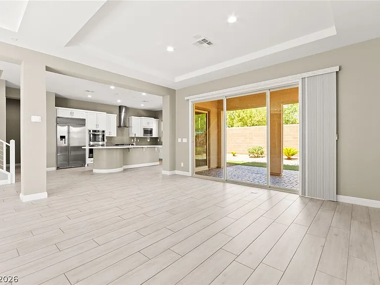 10314 Apache Blue Ave — Photo 10