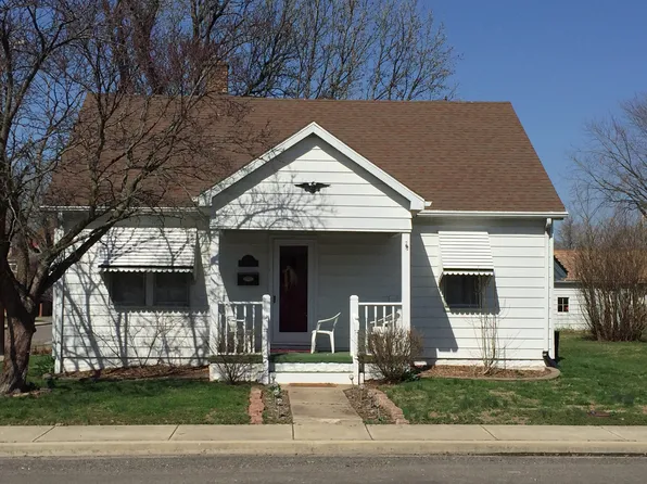319 W White St, Millstadt, IL 62260