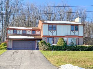 24 Gilbert Rd, Whitesboro, NY 13492