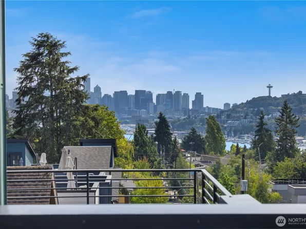 3852 Carr Place N, Seattle, WA 98103