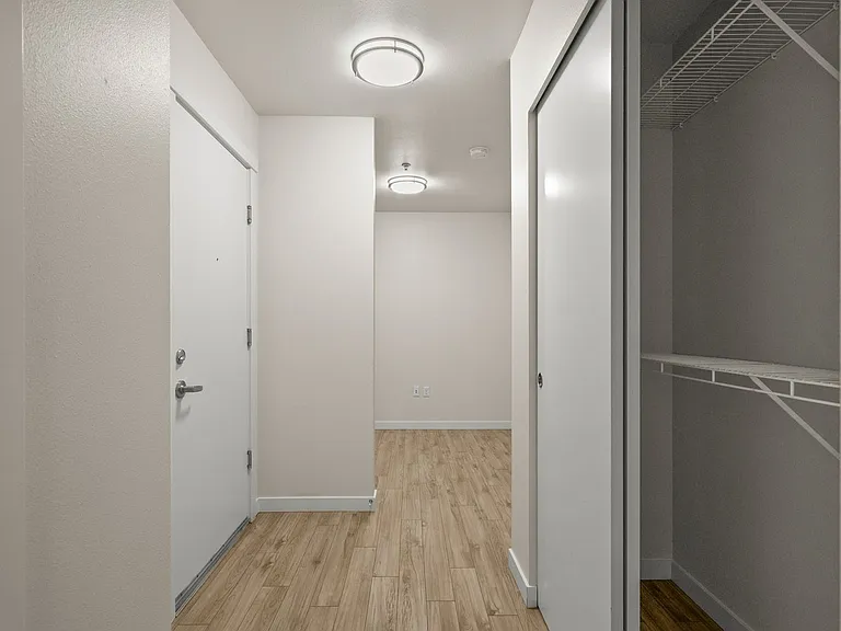 Contour Apartments — Photo 49