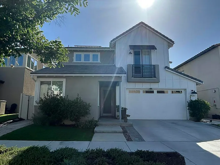 9020 Hightail Dr — Photo 13