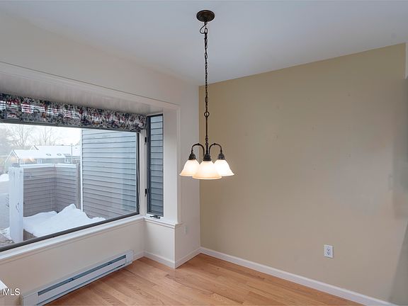 5th image of 12 Collins Terrace