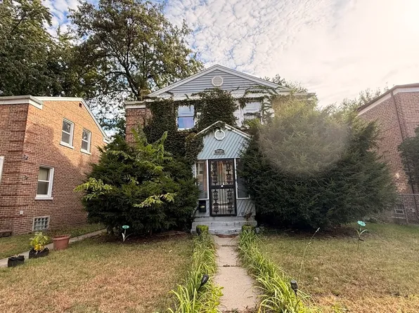 (undisclosed Address), Chicago, IL 60617