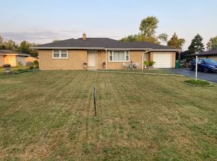 1007 Magnolia Dr, Joliet, IL 60435