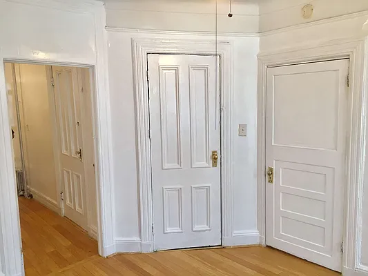 Rented by Remax Real Estate Professionals | media 19