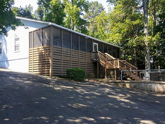 2nd image of 1040 County Road 2275