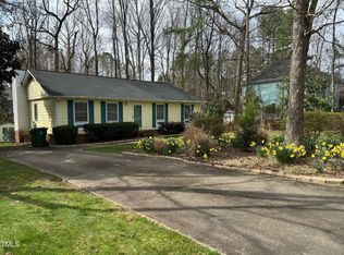 203 Coorsdale Dr, Cary, NC 27511