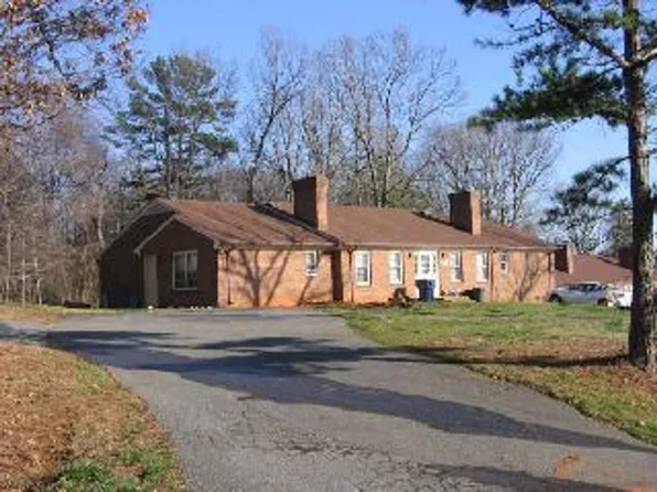 209 Oak Hill Drive, 209 Oak Hill Dr #B, Lynchburg, VA 24502