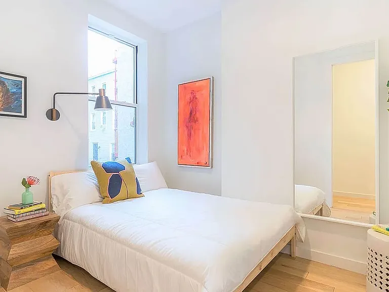 820 Marcy Ave #6 — Photo 4