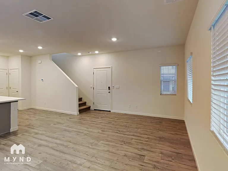 3049 Pruett Dr — Photo 3