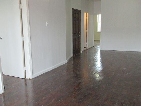 3rd image of 1572 Eastern Pkwy #2