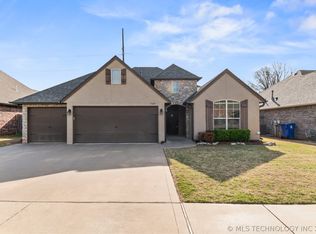 2429 S Maple Ave, Broken Arrow, OK 74012