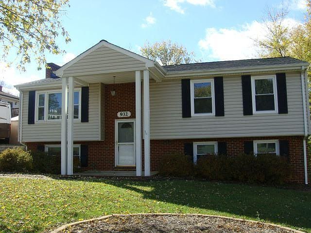1st image of 932 Pedigo Ln