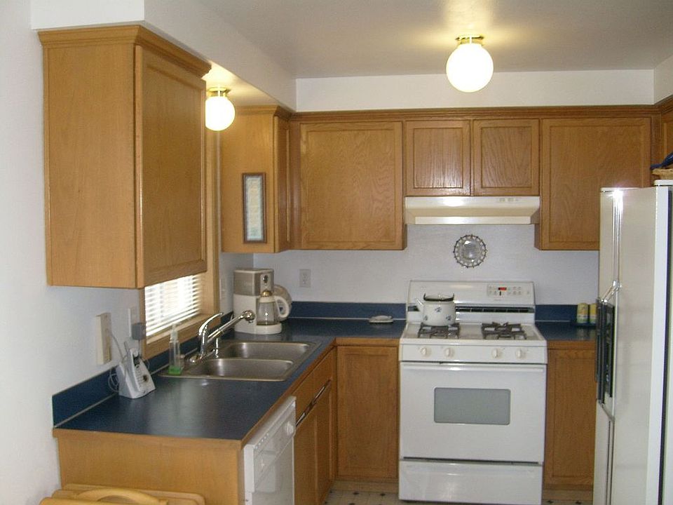 1st image of 7993 262nd St NW