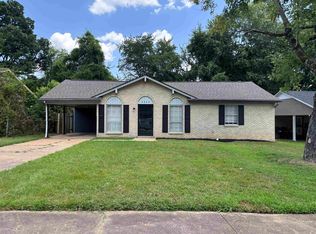 4040 Windermere Dr, Memphis, TN 38128