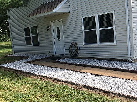 2nd image of 105 Wyndmoor Dr