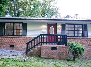607 N Fir Ave, Siler City, NC 27344